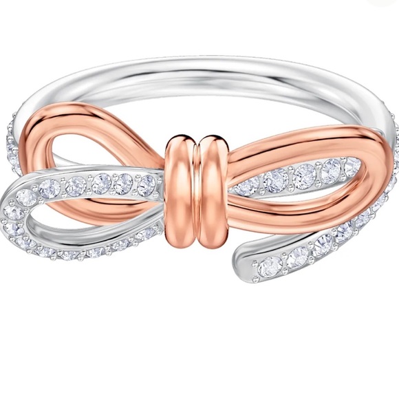 PRICED2SELL!!Authentic Swarovski, Bow Ring, MATCHING BOW NECKLACE ALSO AVAILABLE - Picture 2 of 4